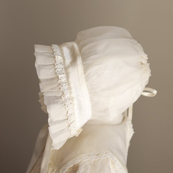 Strasburg Ivory Smocked Heirloom Gown Silk Organza Bonnet Special Occasion RARE - Picture 7 of 9
